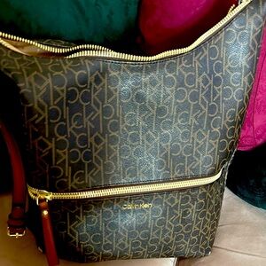 Calvin Klein Crossbody